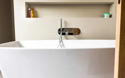 Luxueuze Verfijning Zet Zich Voort: Een PU Gietvloer in de Badkamer