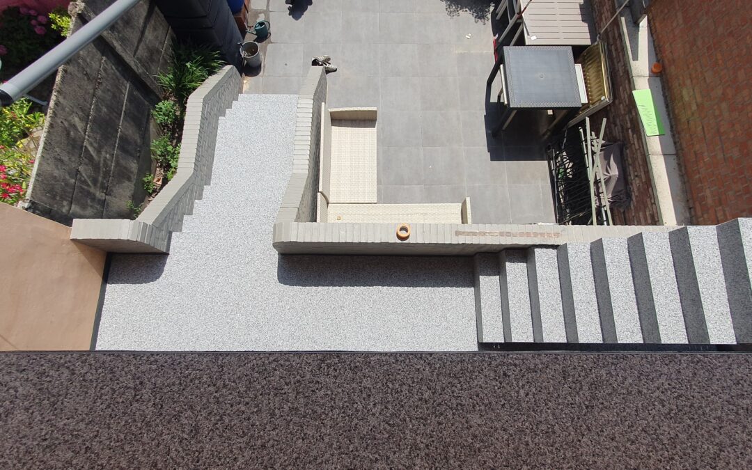 Volledige terrasrenovatie in Wijnegem: duurzaam, naadloos en esthetisch