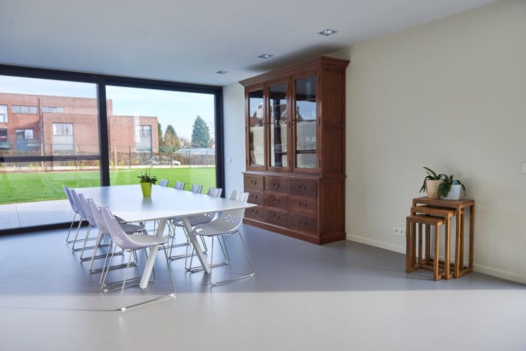 PU gietvloer in moderne woning